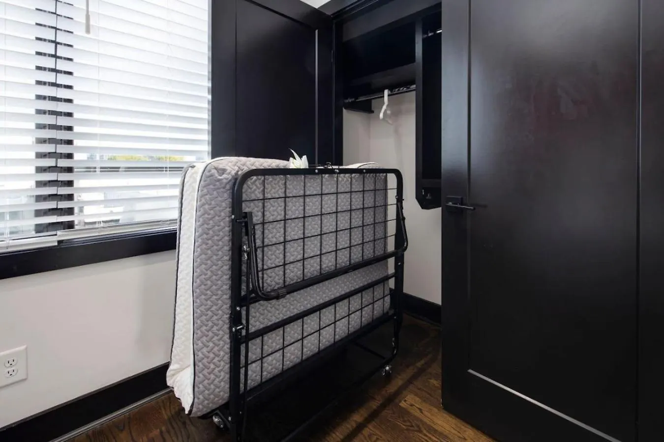 Holiday home Two Townhomes- Rooftop Lounge- Hot Tub- City Views Nashville