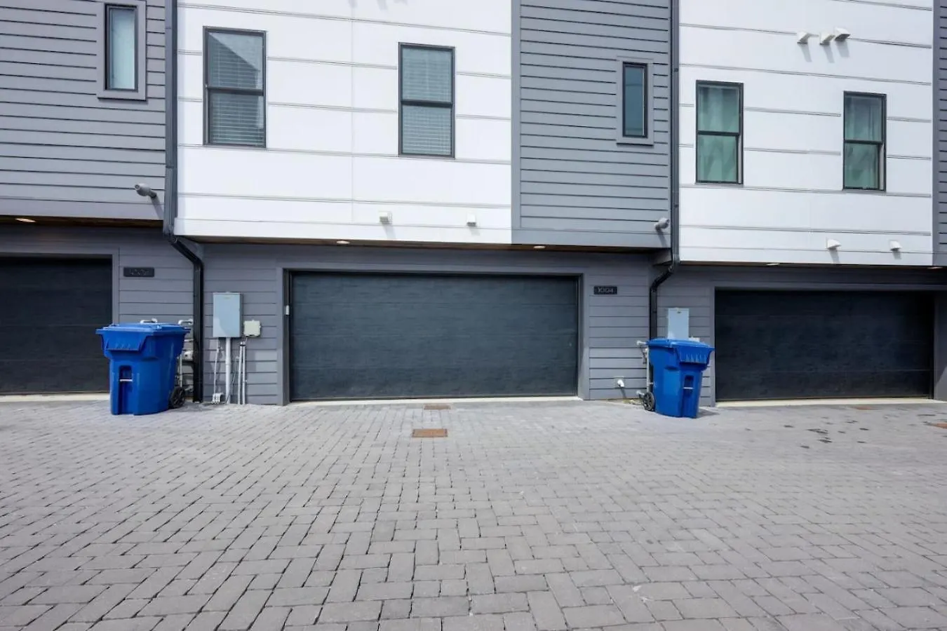 Holiday home Two Townhomes- Rooftop Lounge- Hot Tub- City Views Nashville United States