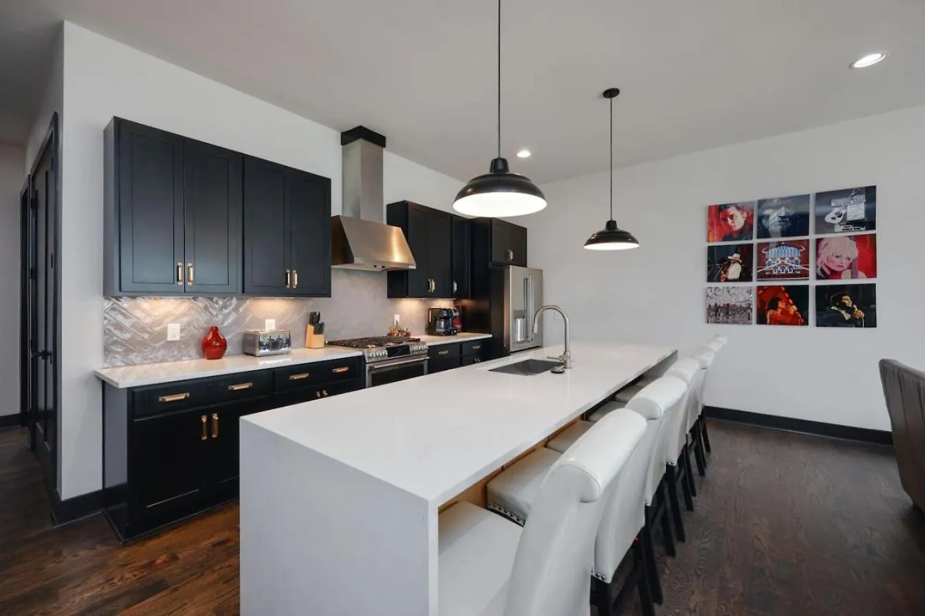 Holiday home Two Townhomes- Rooftop Lounge- Hot Tub- City Views Nashville